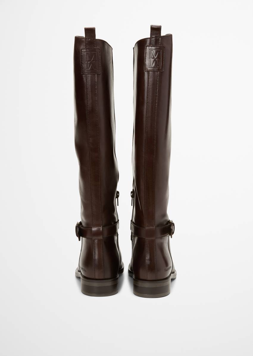 Long-shaft boots with riding boot character