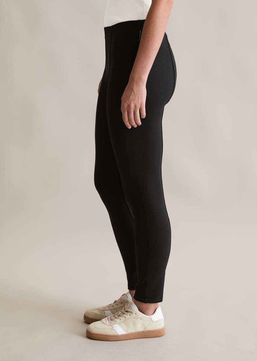 Jersey pants slim made from compact interlock