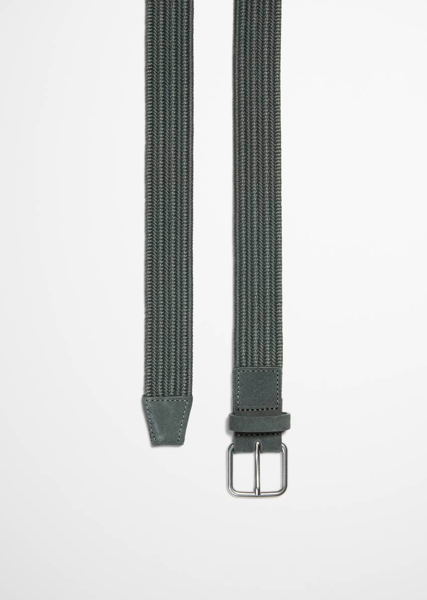 Braided belt made from elastic, recycled material