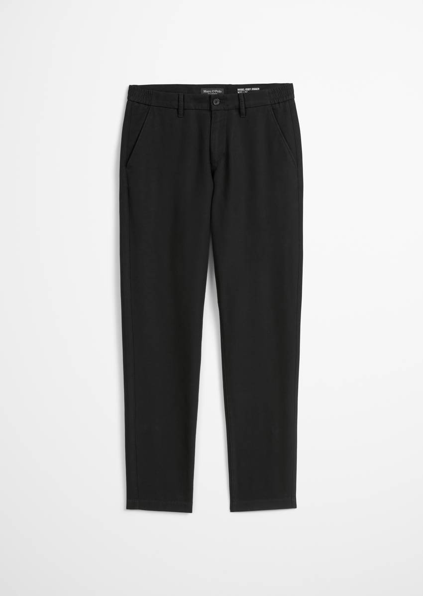 Chino Model Osby Jogger made from a cotton-linen blend
