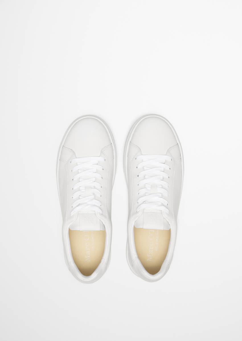 Cup sole sneaker made from fine cowhide nappa leather