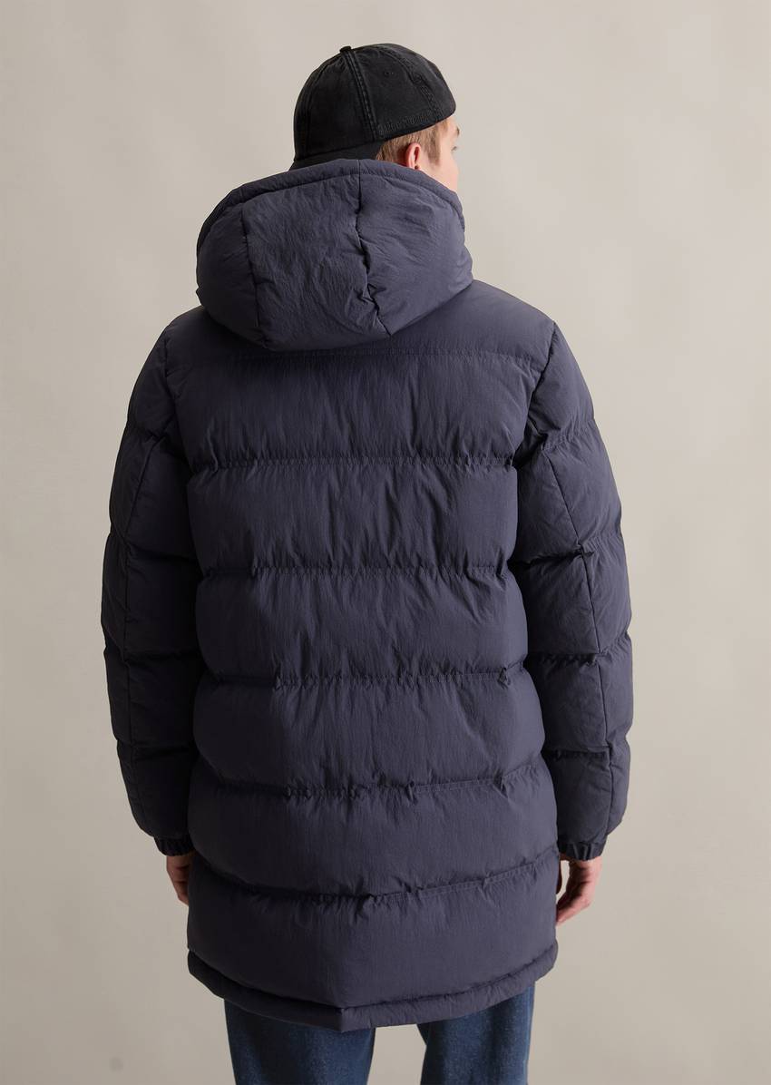 Hooded quilted coat water-repellent with light padding
