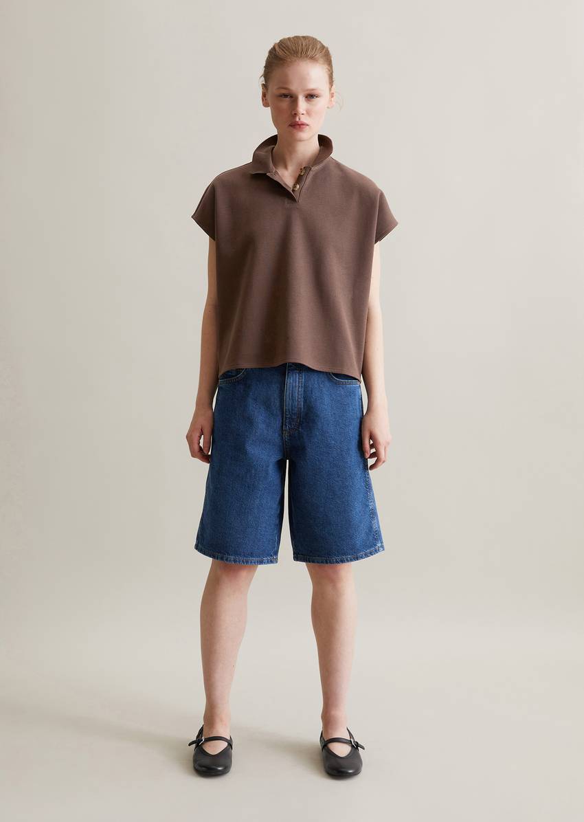 Sleeveless polo shirt wide made from organic cotton