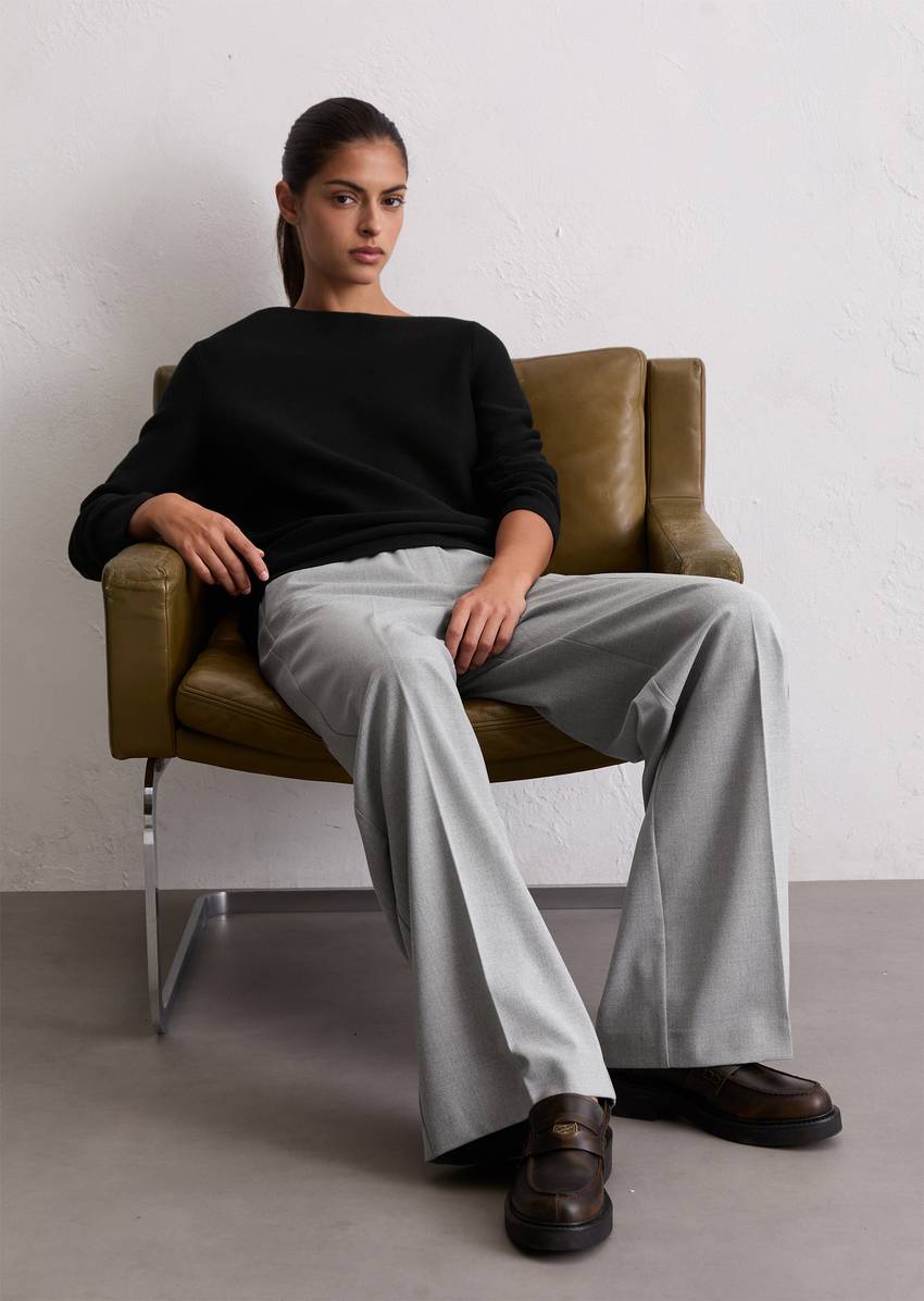 Sweater slim made from organic cotton