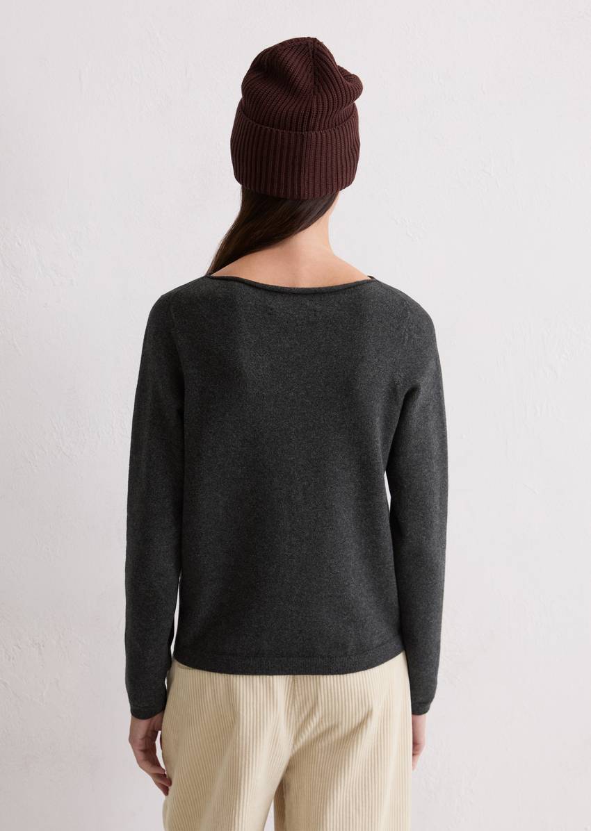 Basic knitted sweater regular made from a soft cotton/virgin wool blend