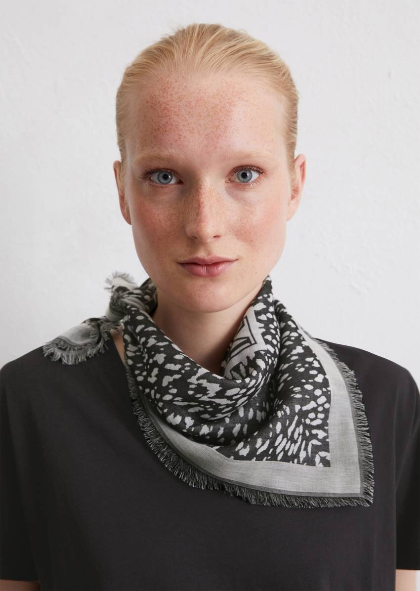 Carré cloth made from organic cotton jacquard