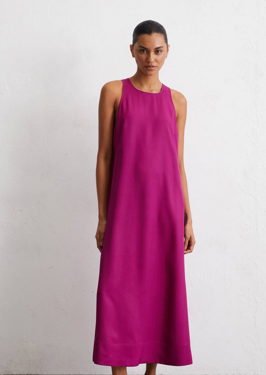 Dress relaxed Made from flowing Naia™ twill