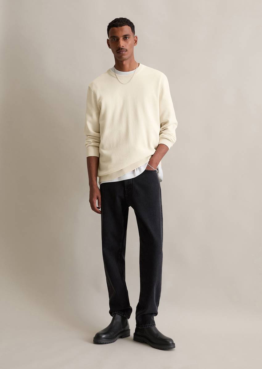 Garment dye sweater regular made from pure organic cotton