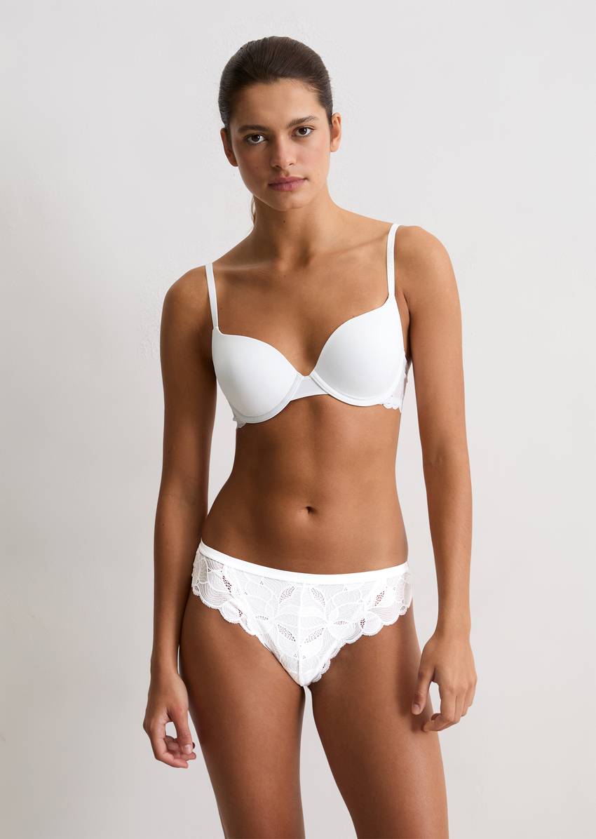 String with delicate lace