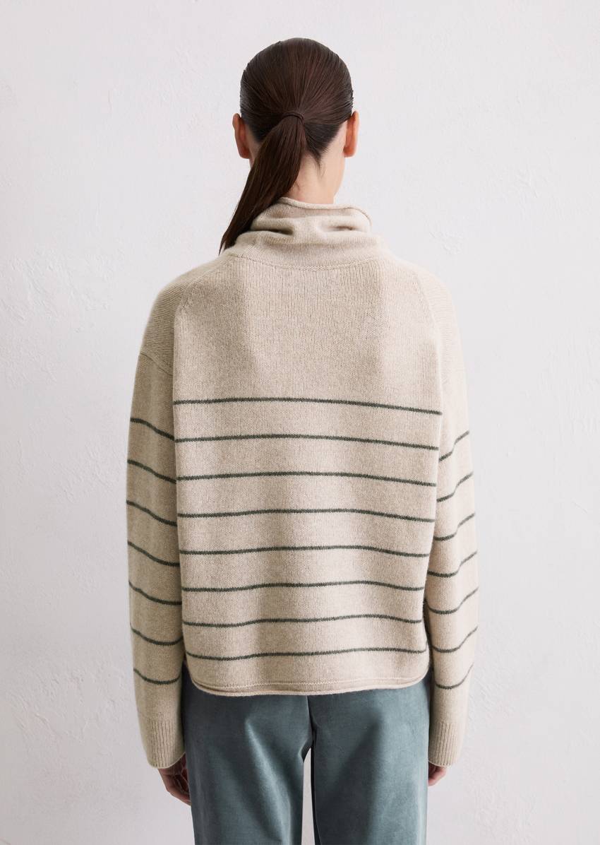 Striped turtleneck sweater relaxed made from a soft merino wool blend
