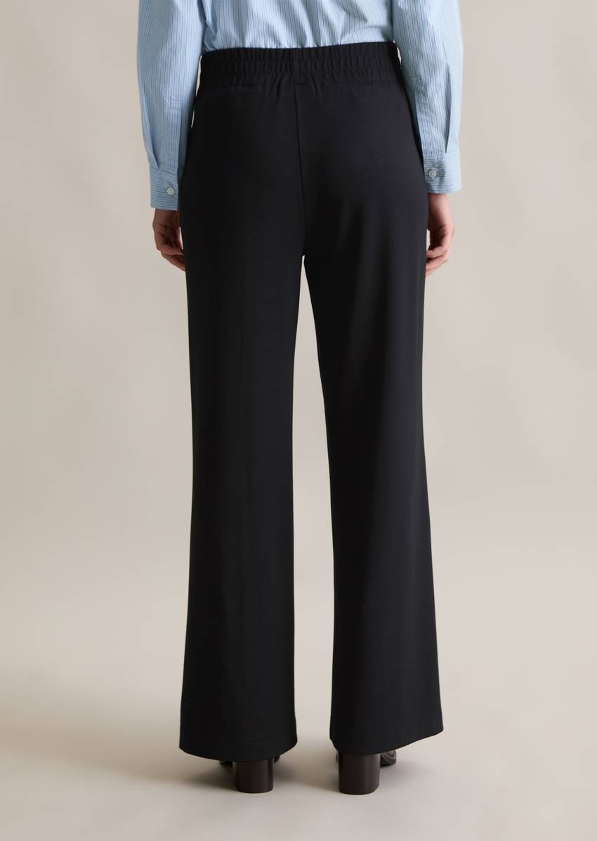 Jersey track pants regular made from a flowing modal blend