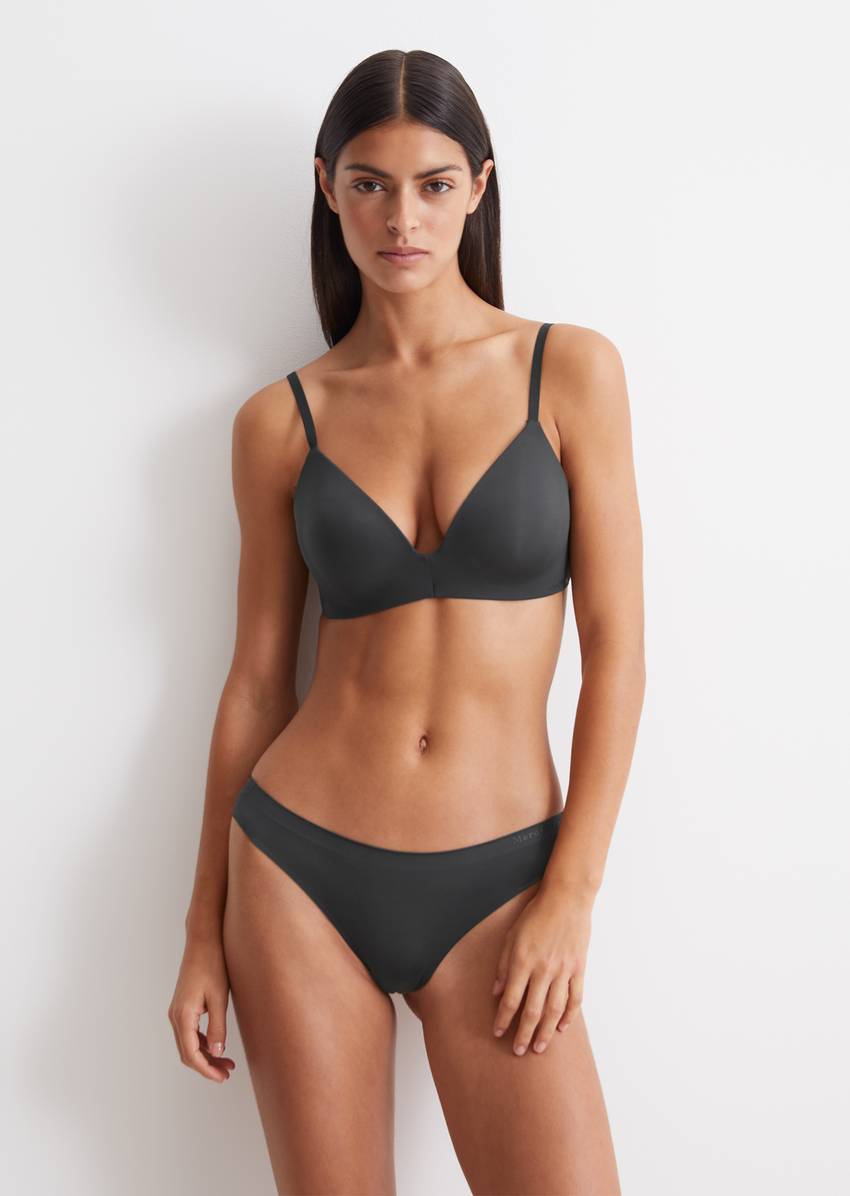 String in a pack of 2