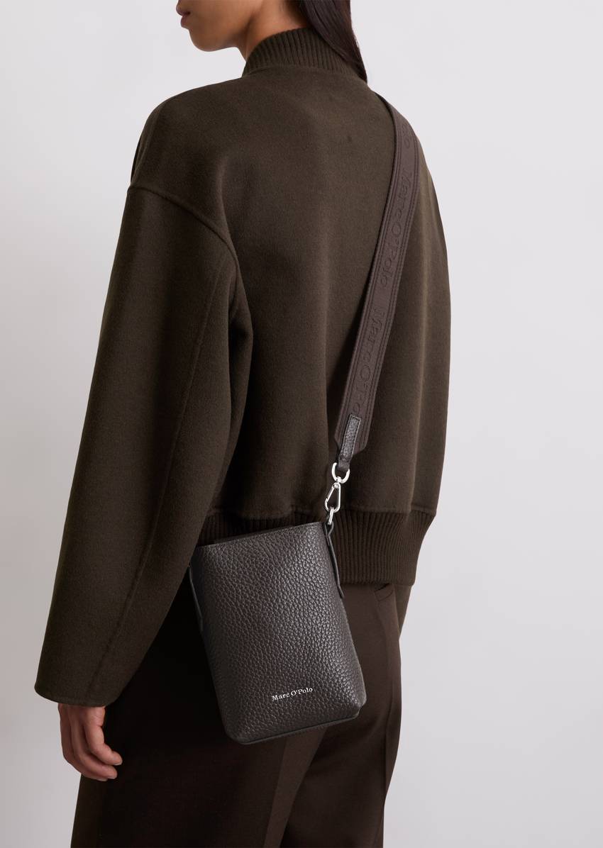 Smartphone case made from grained cowhide