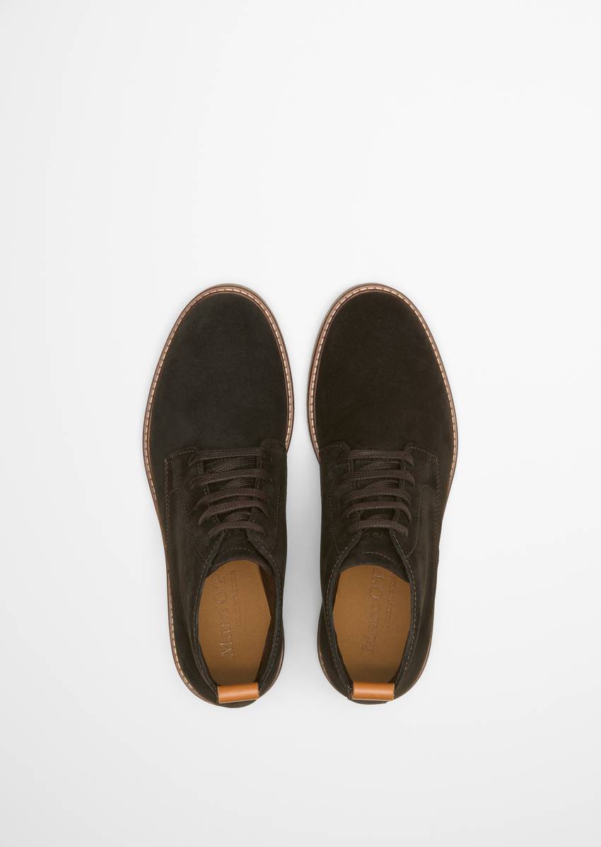 Desert Boot Model Linus made from soft suede cowhide