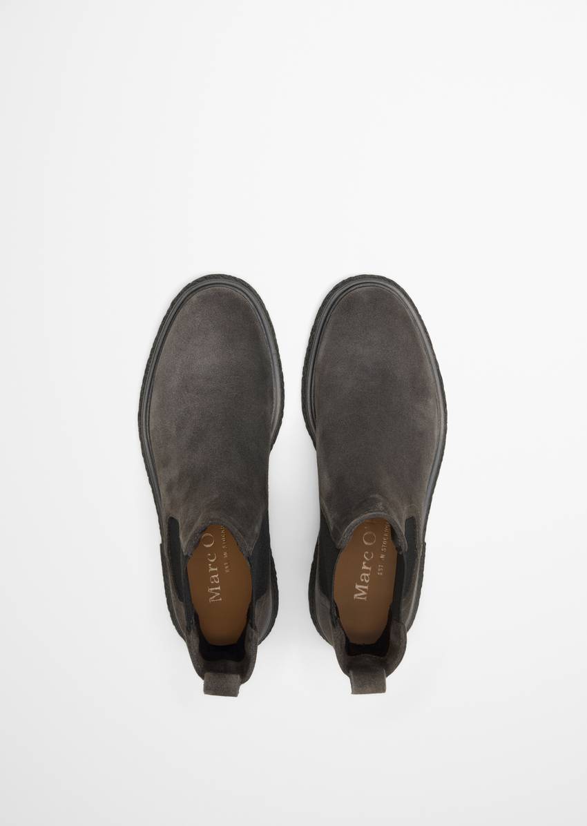 Chelsea boot made from soft suede