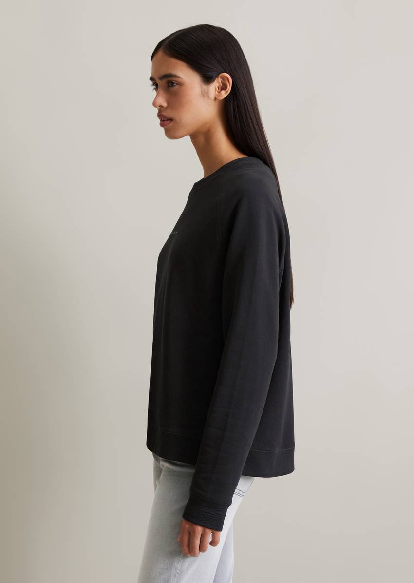 Sweatshirt made from organic cotton