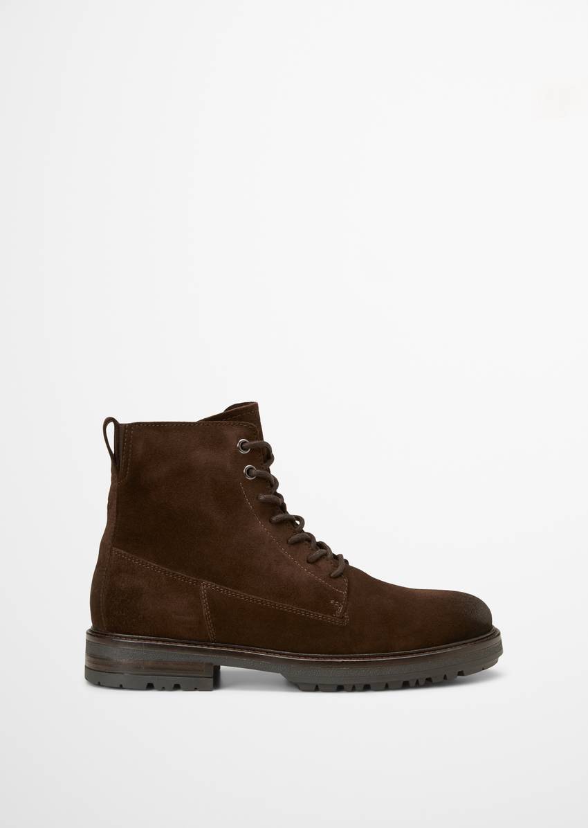 Lace-up boots made from soft suede cowhide