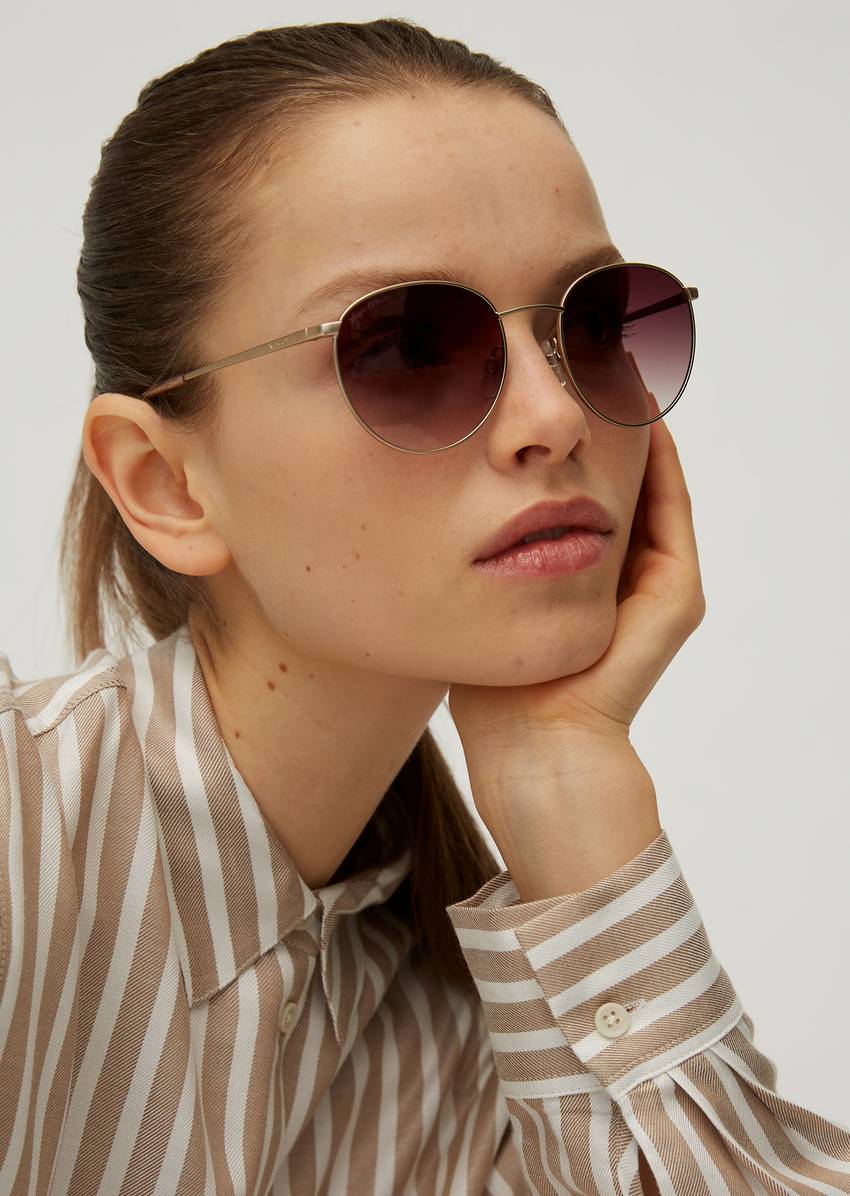 Unisex sunglasses with metal frames