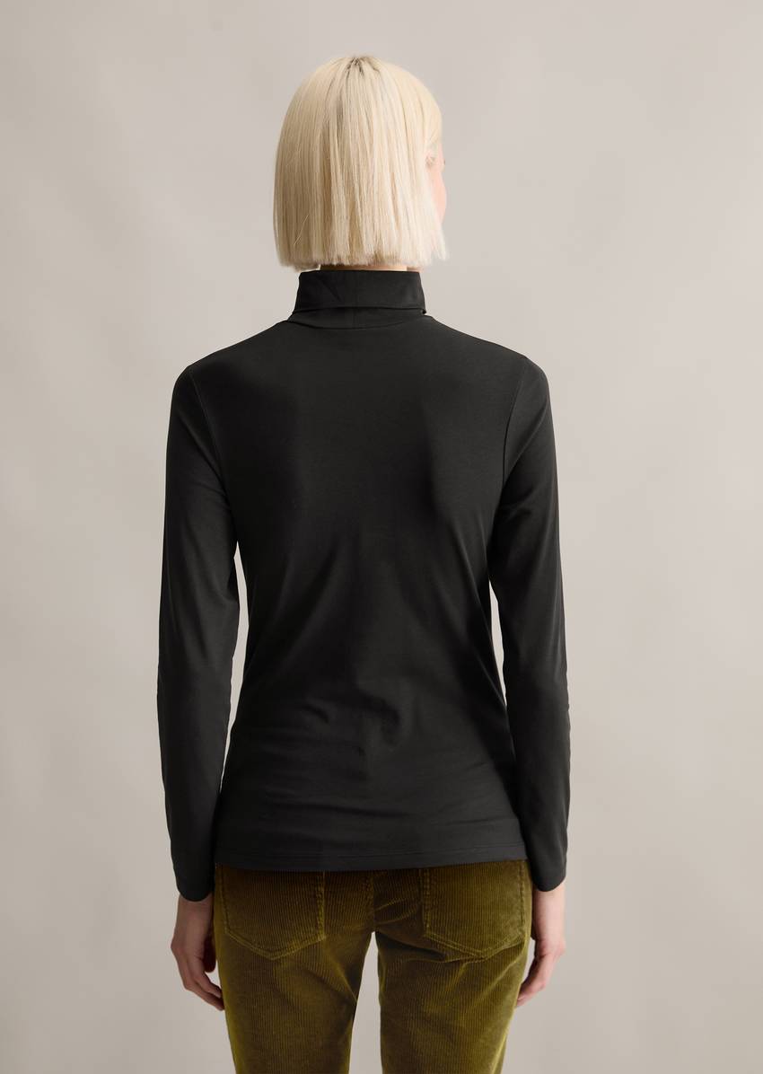 Turtleneck longsleeve slim made from stretchy single jersey