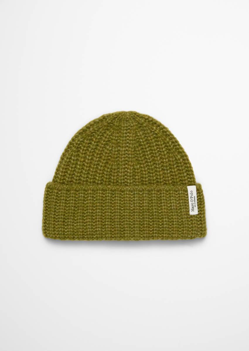 Cap made from a soft virgin wool blend