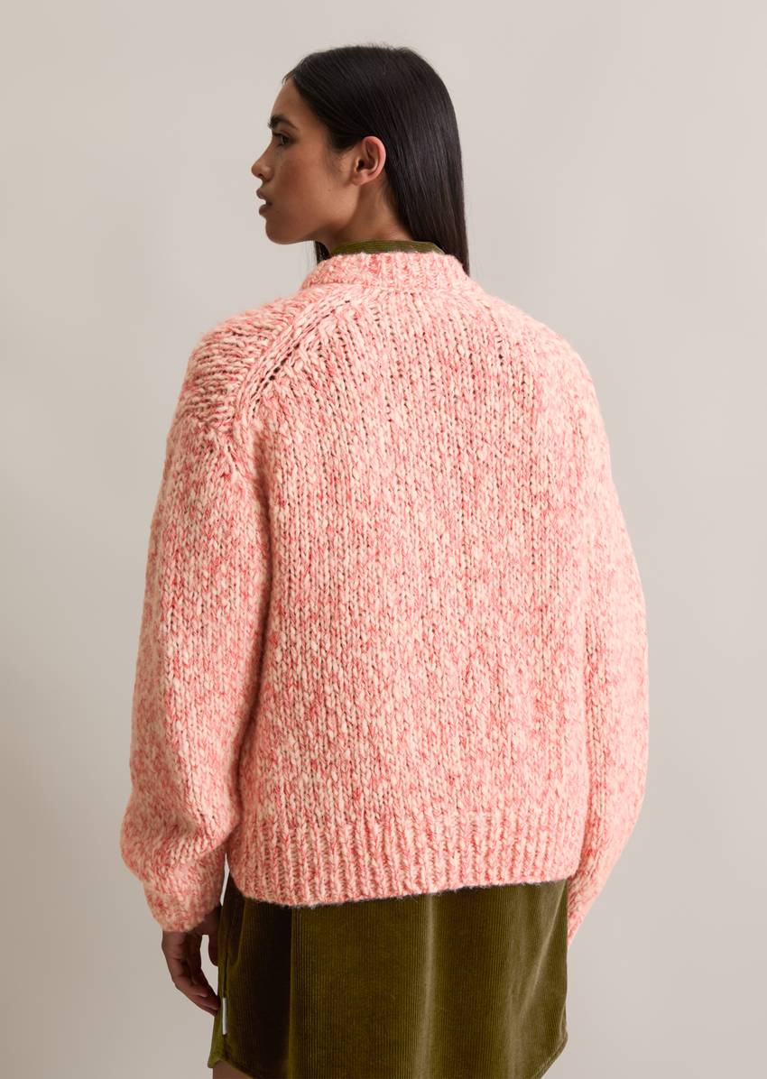 Relaxed chunky cardigan made from a virgin wool/alpaca wool mix