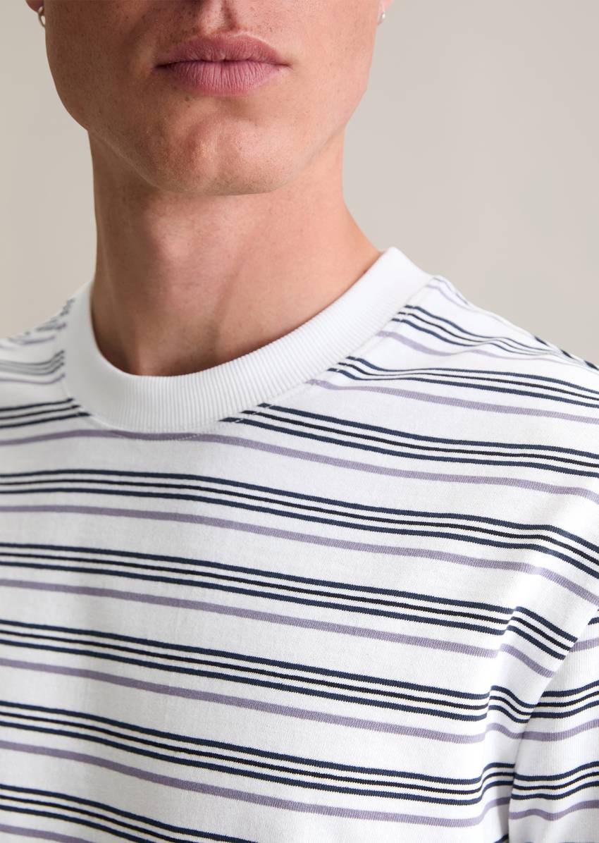 Relaxed T-shirt in medium-weight organic cotton jersey