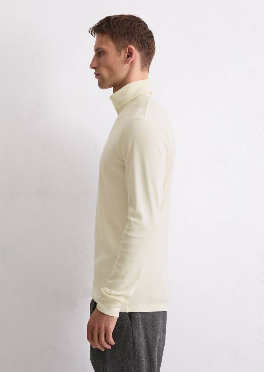 DfC Longsleeve shaped with turtleneck