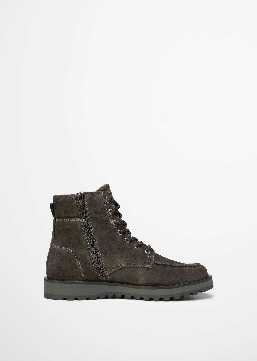 Lace-up boots model Jack with inside zipper