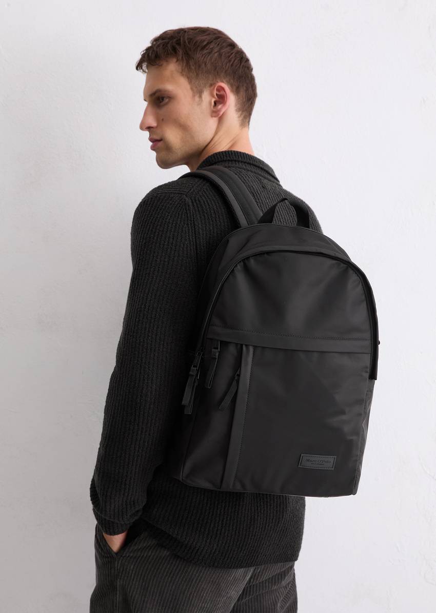 Backpack medium made from recycled nylon