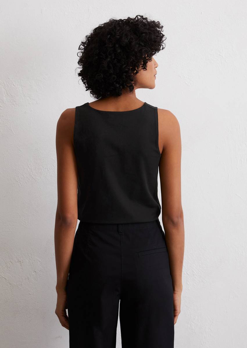 V-neck top slim made from organic cotton stretch jersey