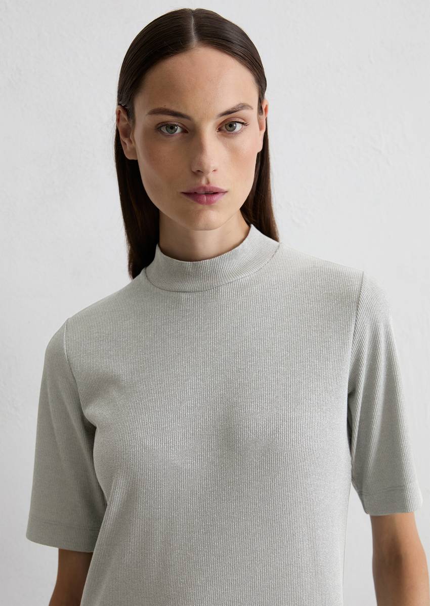 T-shirt regular with glitter yarn