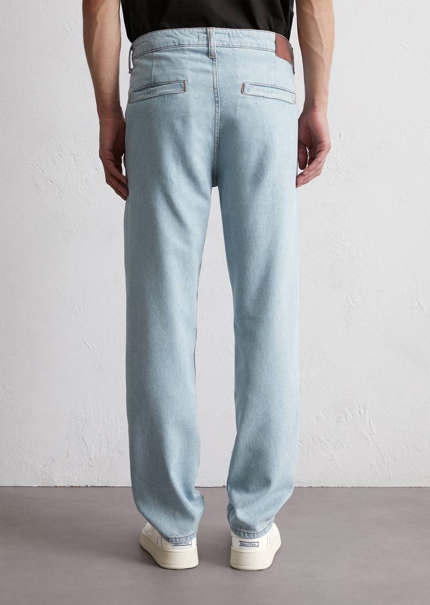 Jeans model Kalmo Chino Made from a soft TENCEL™ Lyocell mix