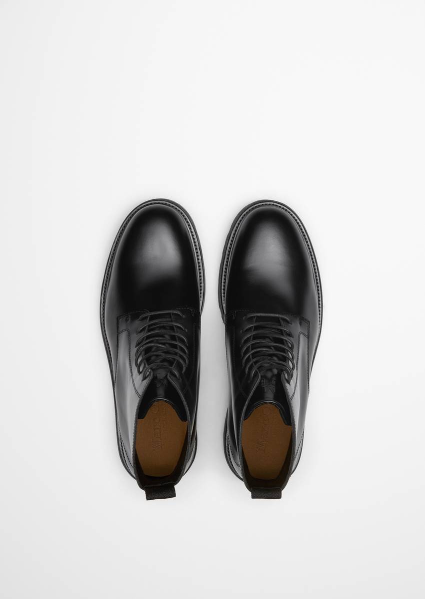 Lace-up boots model Phil made from brushed calfskin