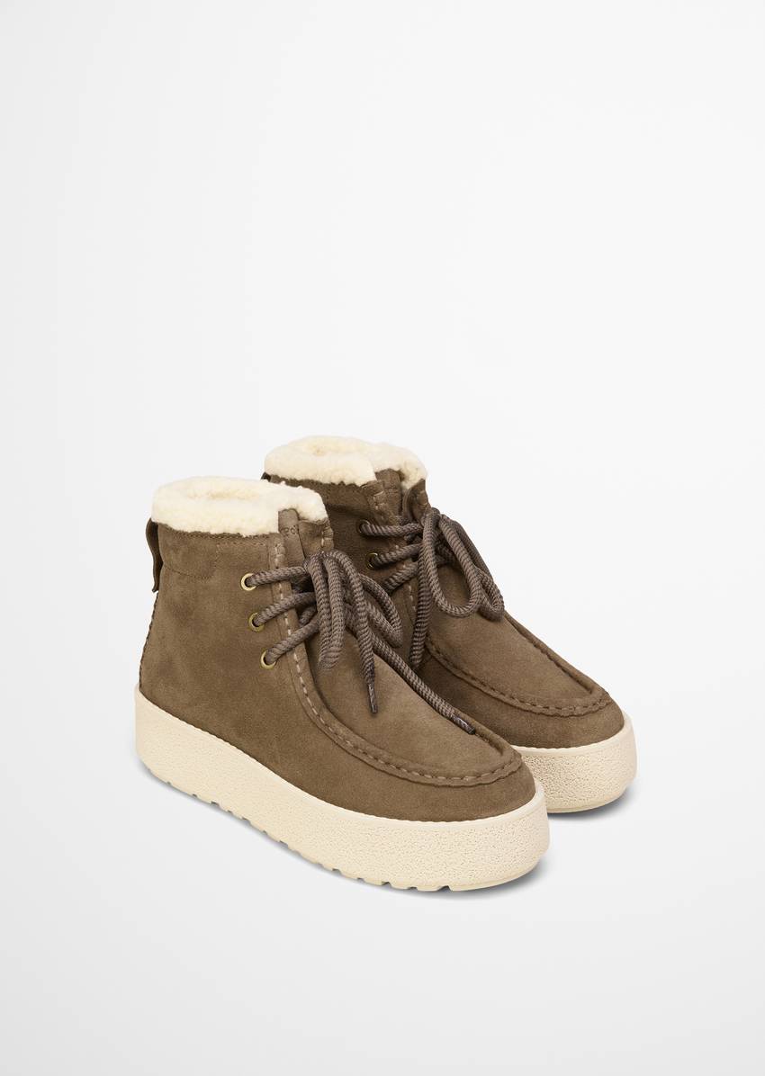 Lace-up model Pia with fluffy warm lining