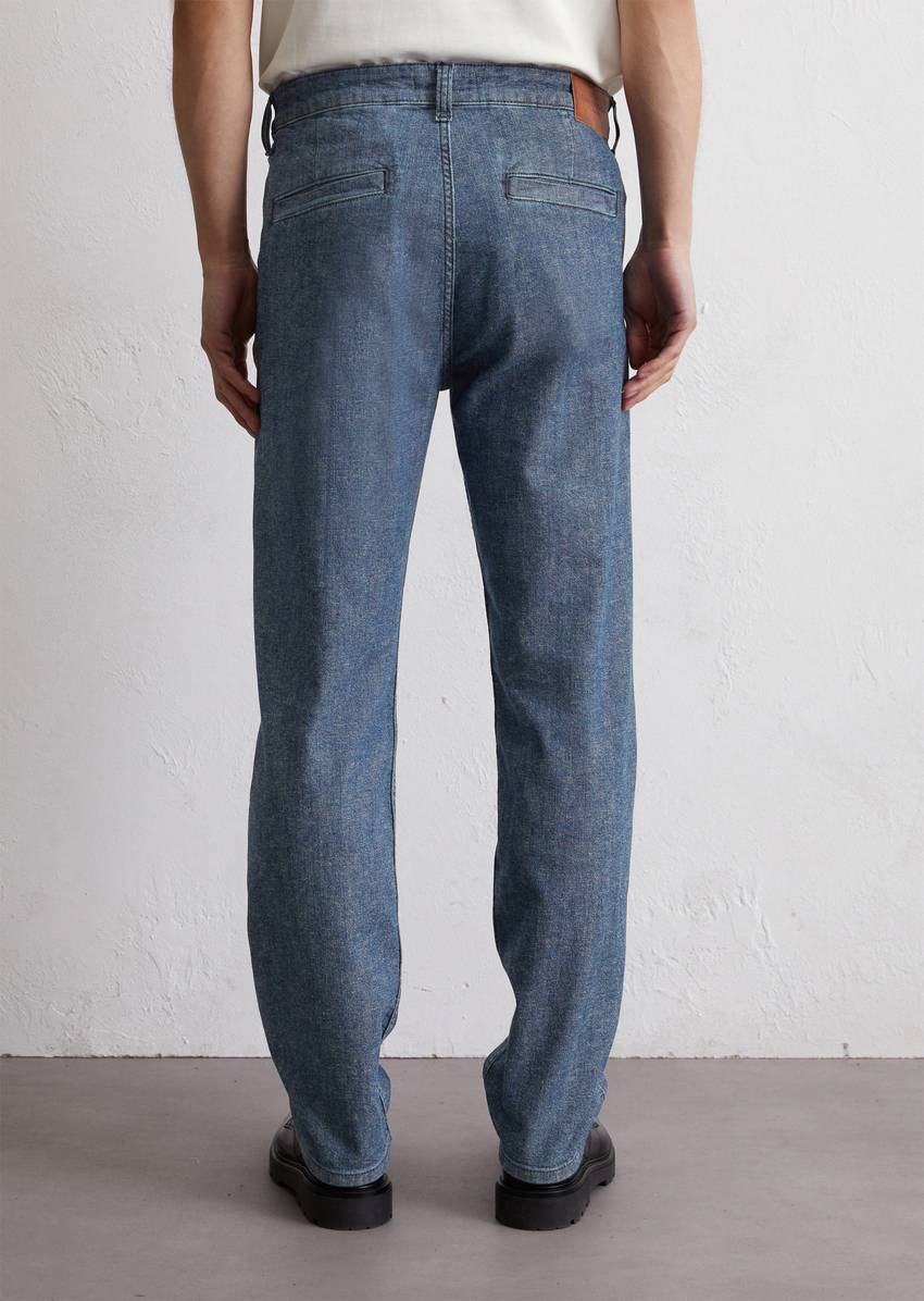 Jeans model Kalmo Chino made from a stretchy organic cotton-hemp blend
