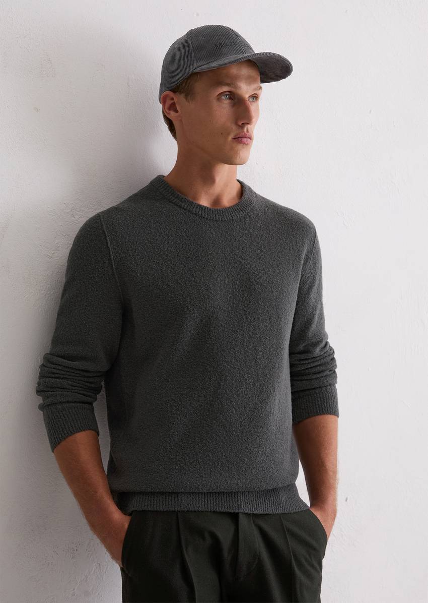 Sweater regular made from a textured wool blend