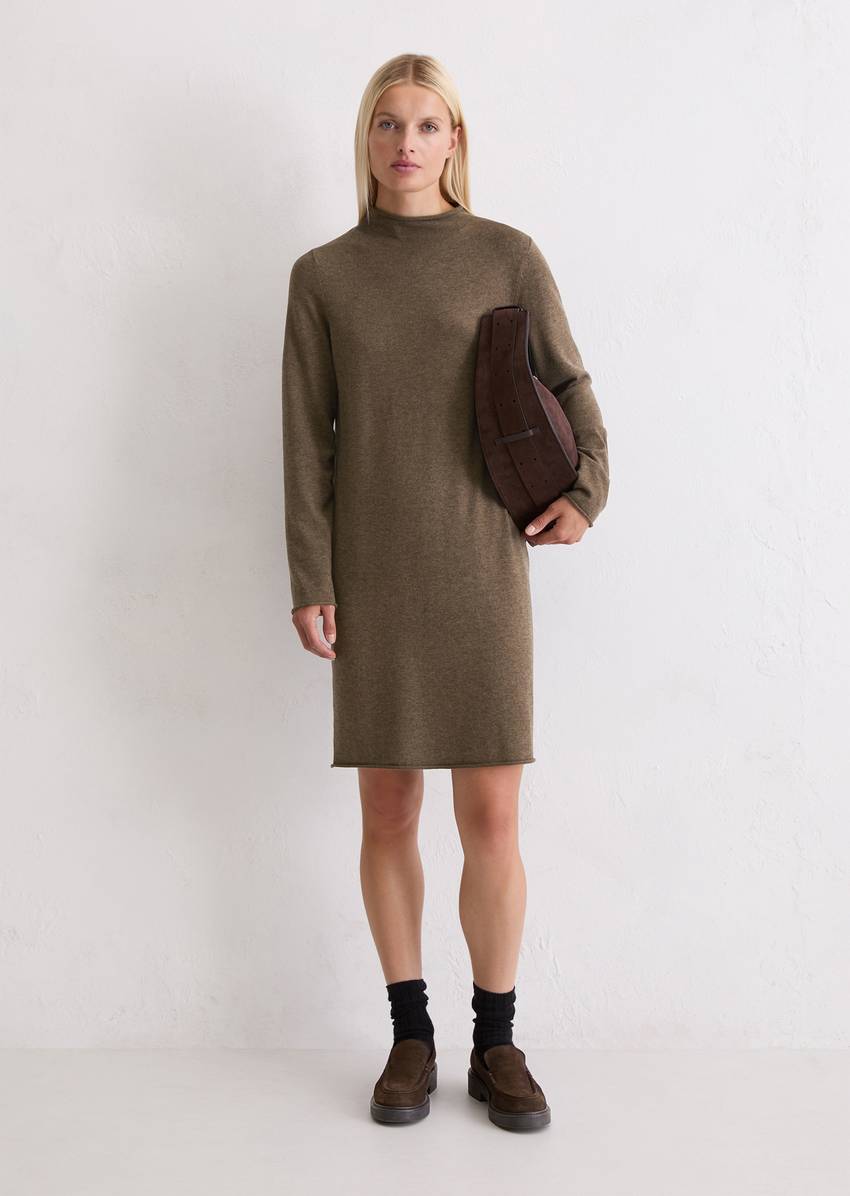 Knitted dress regular made from a fine virgin wool/viscose blend