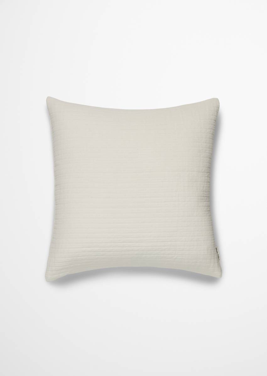 Decorative cushion model Viggo made from a soft cotton blend