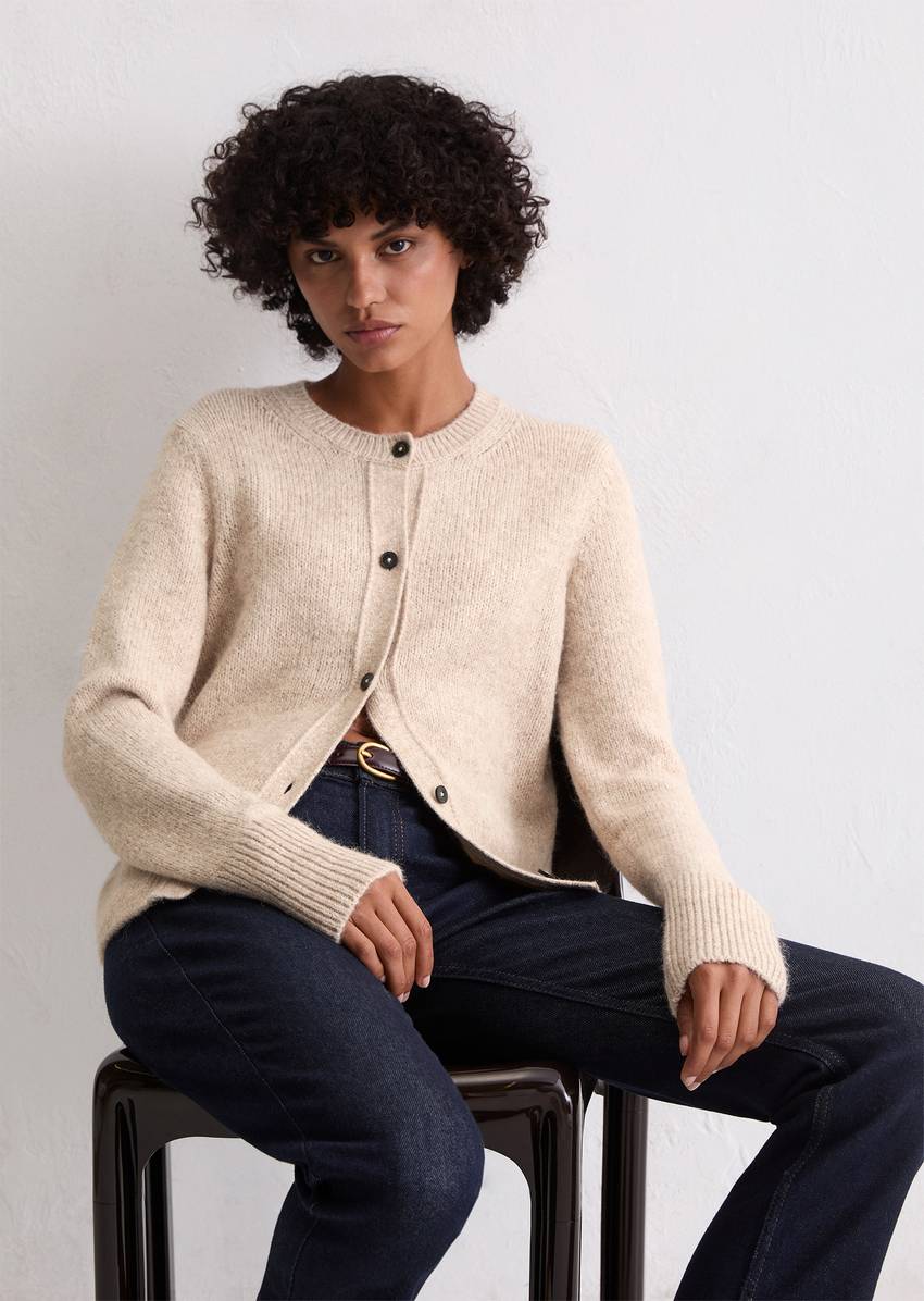 Cardigan slim with cuddly alpaca wool