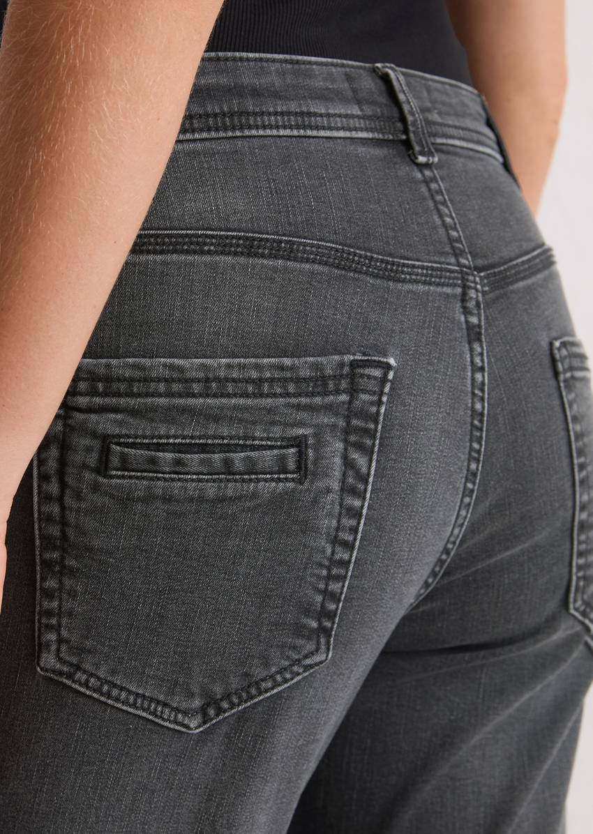 Jeans model Theda boyfriend cropped made from organic cotton stretch