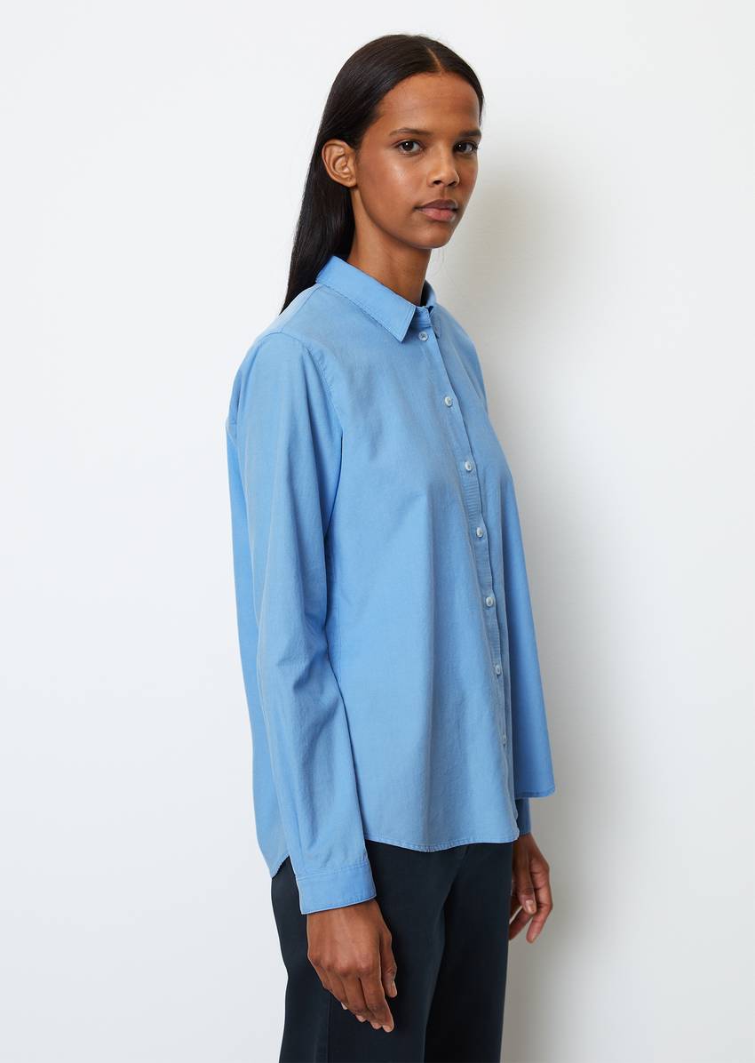 Blouse in velvety corduroy quality