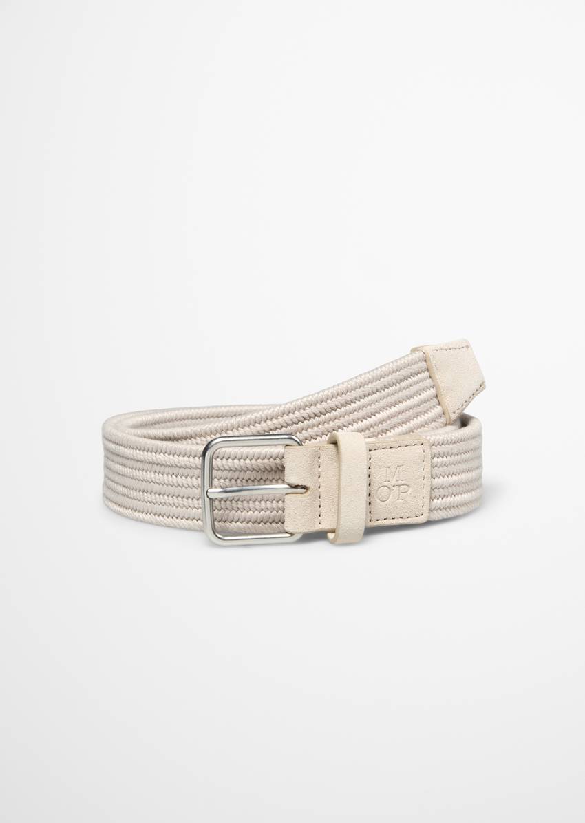Braided belt made from elastic, recycled material