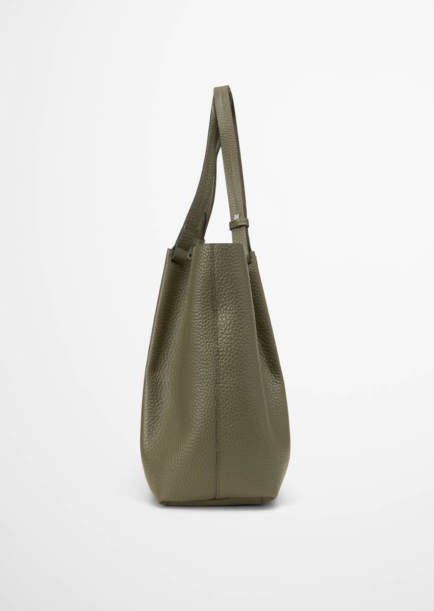 Shopper medium made from grained cowhide