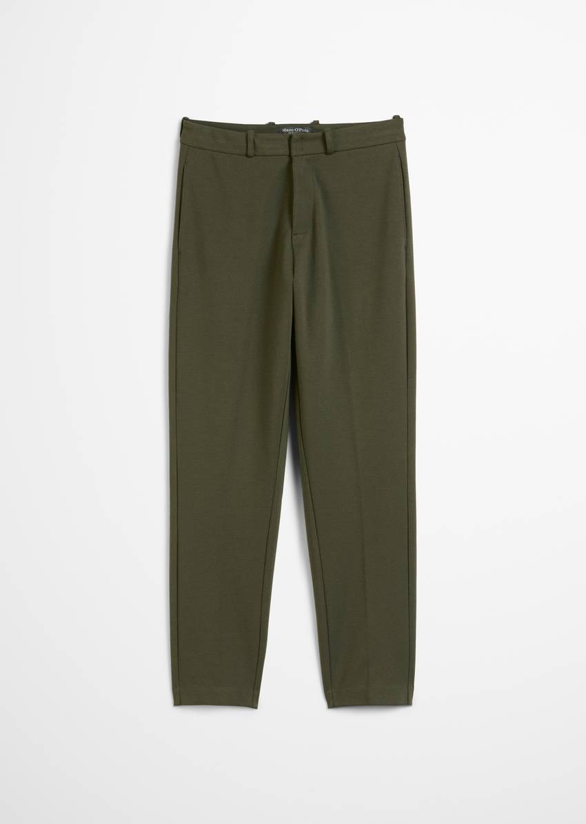 Regular sweatpants made from a stretchy organic cotton blend