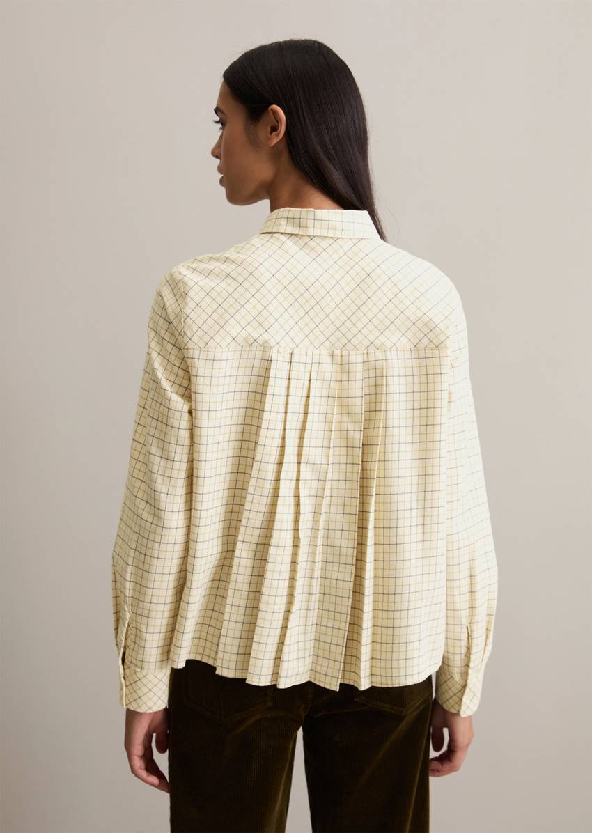 Loose check blouse in soft flannel fabric