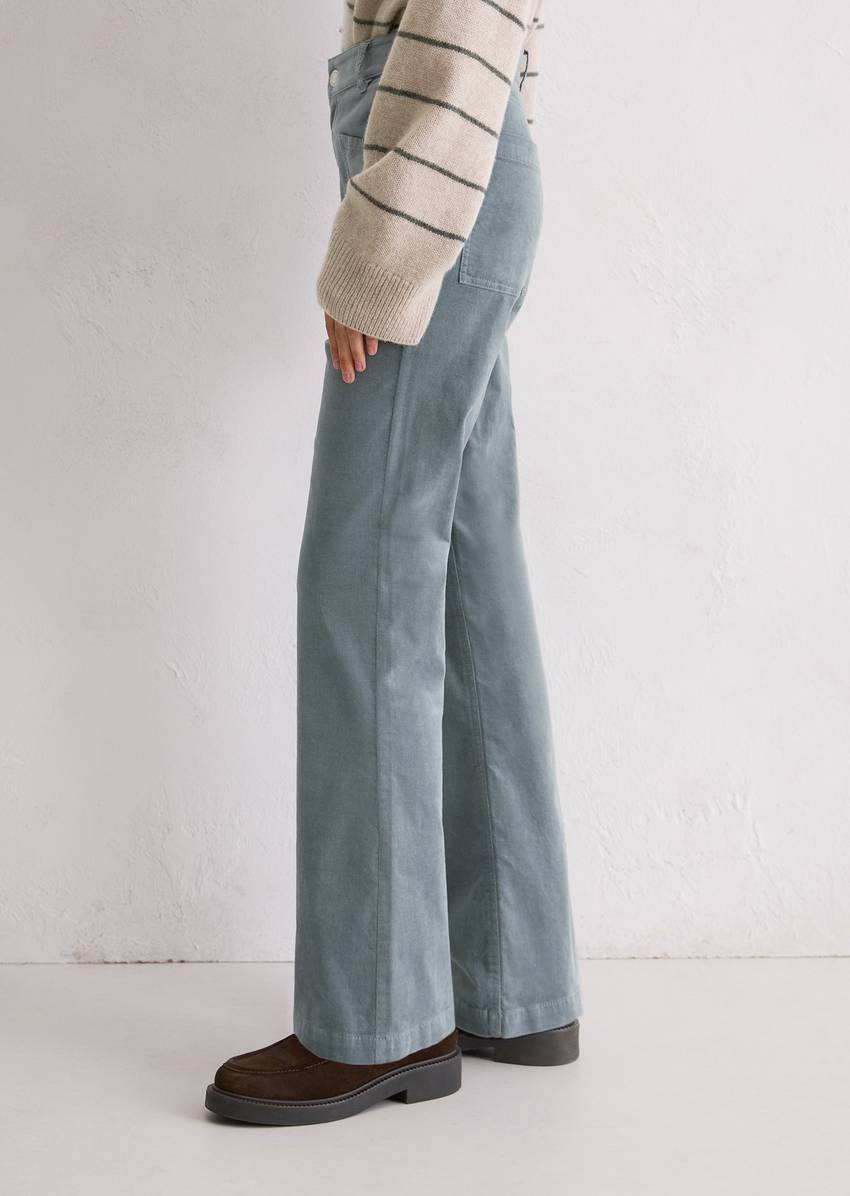 Velvet pants model Kiruna flared made from organic cotton stretch