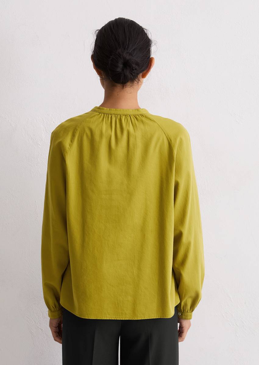 Blouse flared made from cotton satin