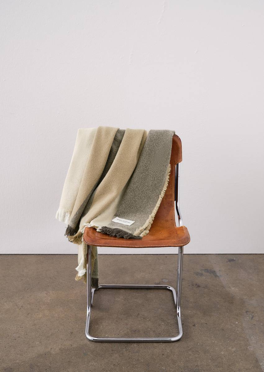 Plaid model Eryk made from a soft twill blend