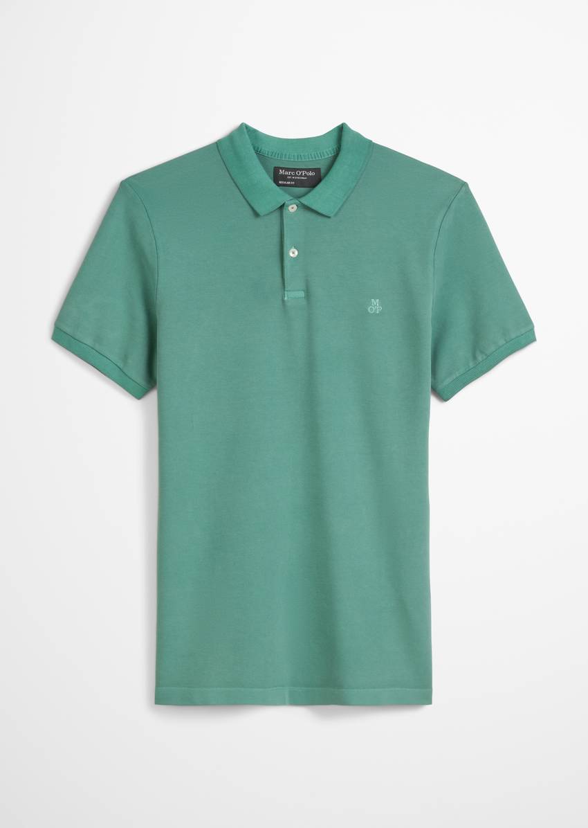 Piqué shaped polo shirt made of organic stretch cotton fabric