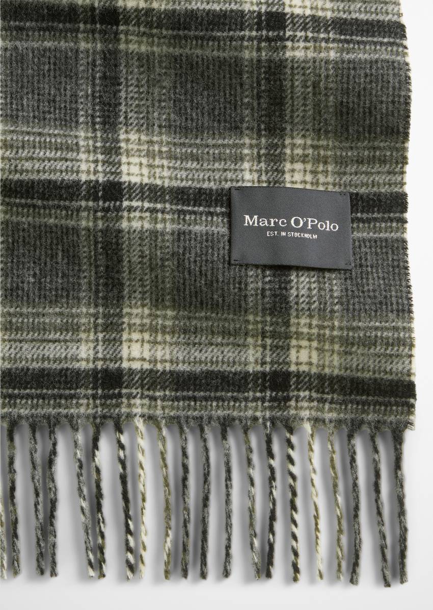 Scarf made from soft new wool